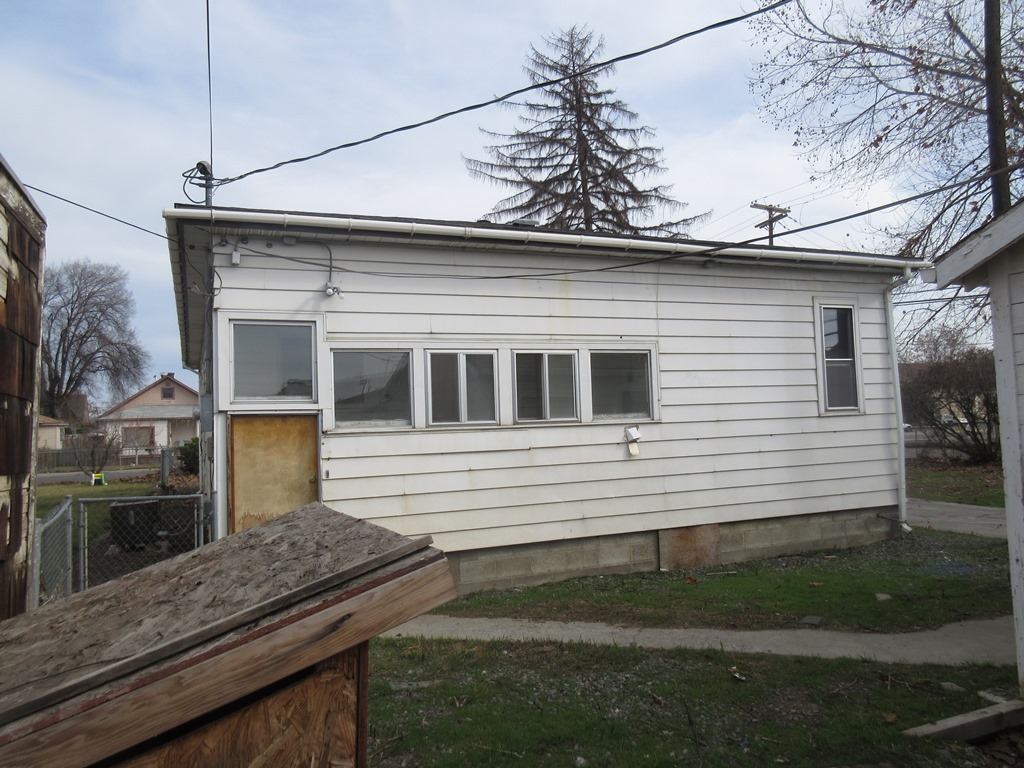 15 North C StreetToppenish, WA, 98948Yakima County