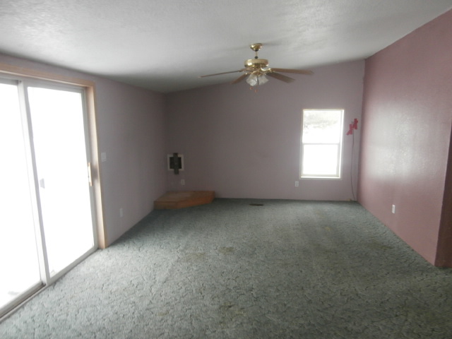 29116 W Long Lake RFord, WA, 99013Spokane County