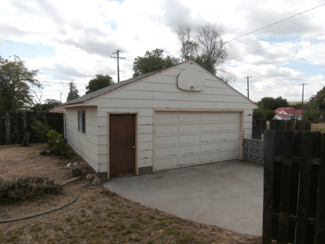 408 West 4th StreetSprague, WA, 99032Lincoln County