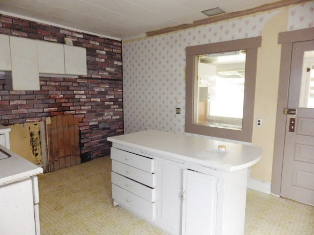 933 E Illinois AveSpokane, WA, 99207Spokane County