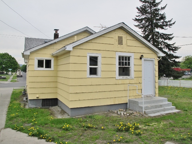 5203 N Crestline StSpokane, WA, 99207Spokane County