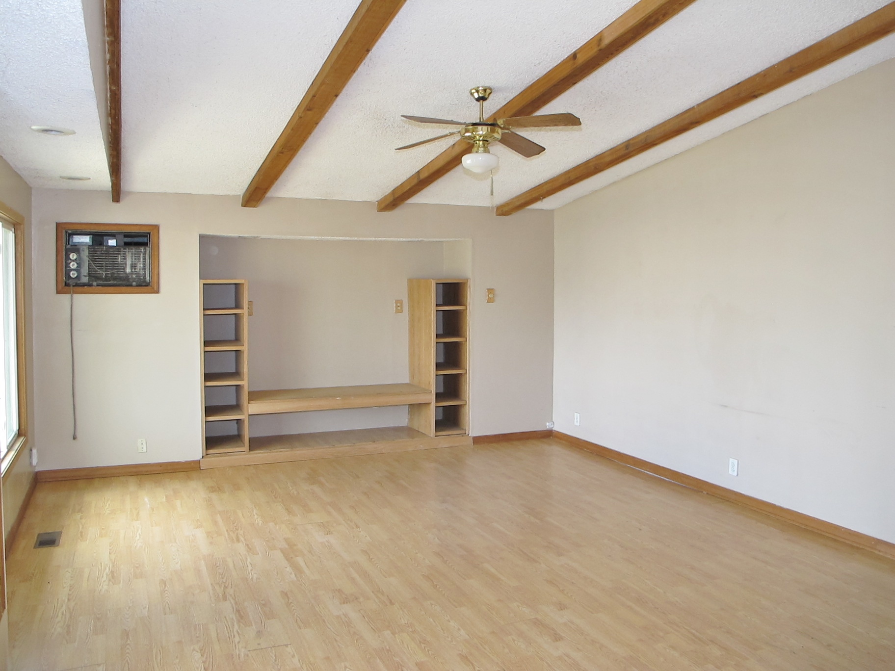 2812 N Nelson StSpokane, WA, 99207Spokane County