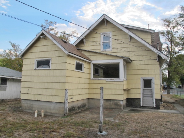 2221 N Cincinnati StSpokane, WA, 99207Spokane County
