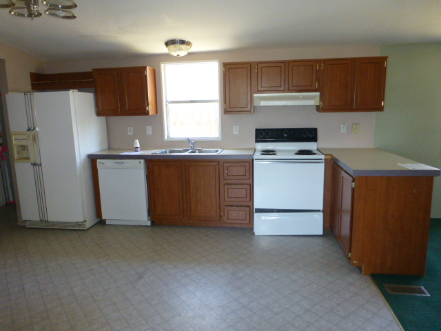 128 E Donna CtSpokane, WA, 99218Spokane County