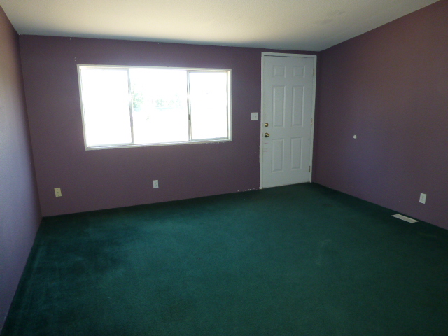 128 E Donna CtSpokane, WA, 99218Spokane County