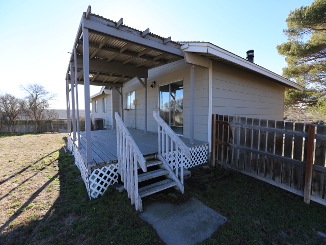 640 N Almira AveConnell, WA, 99326Franklin County
