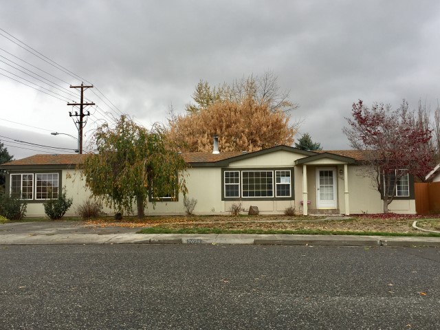 2608 S Conway StKennewick, WA, 99337Benton County