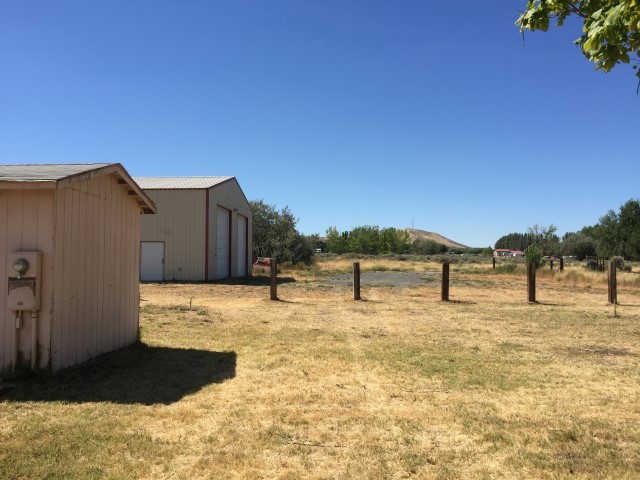 249132 E Hover RdKennewick, WA, 99337Benton County