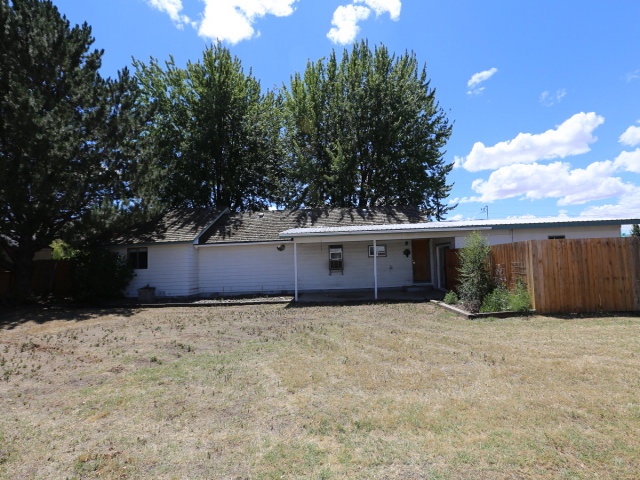 9303 N Pioneer RdProsser, WA, 99350Benton County