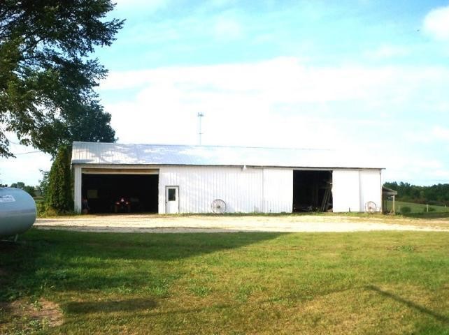 582 S Royal Ave, Belgium, WI 53004