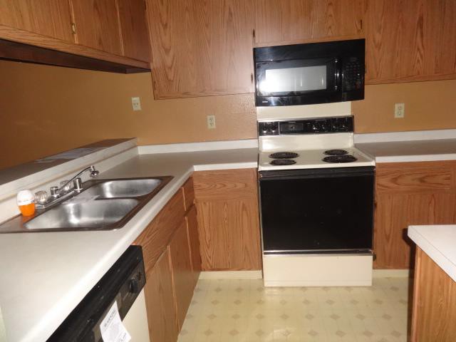 W169n11053 Ashbury LnGermantown, WI, 53022Washington County