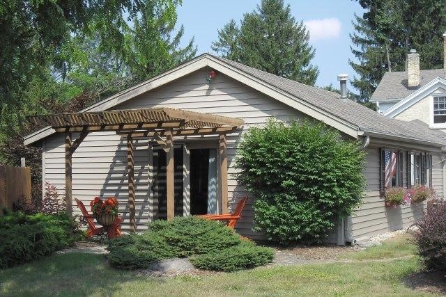 W204N8151Lannon Rd, Menomonee Falls, WI 53051
