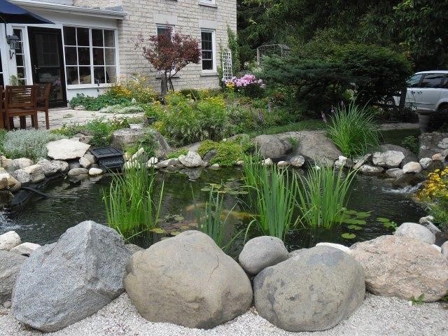 W204N8151Lannon Rd, Menomonee Falls, WI 53051