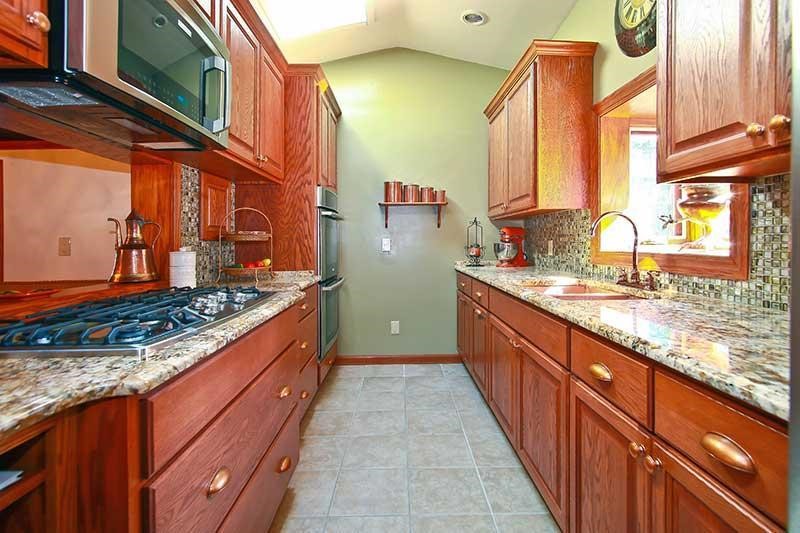 W204N8151Lannon Rd, Menomonee Falls, WI 53051