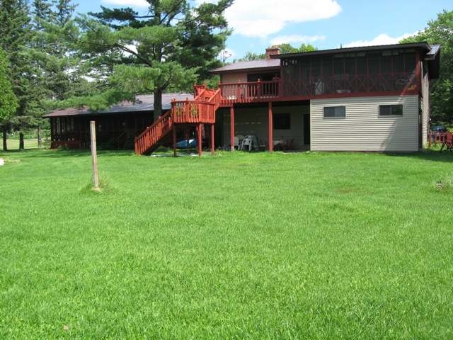 4 River Glen Rd