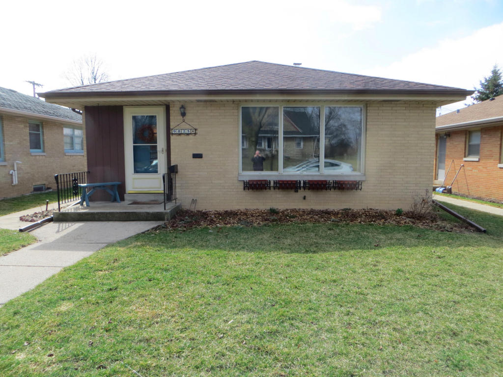 N84w16033 Menomonee Ave