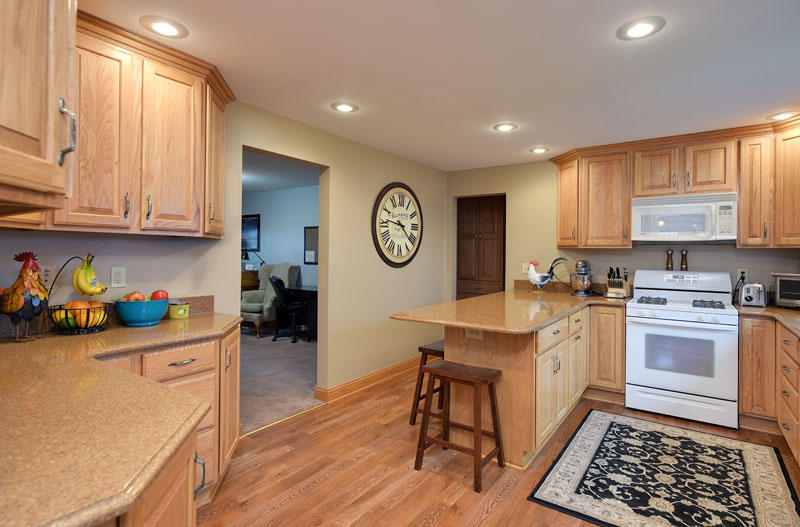 3400 N Sawyer Rd, Summit, WI 53066