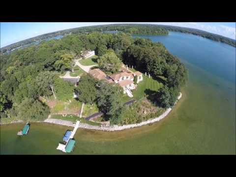 4545 Hewitts Point Rd, Oconomowoc Lake, WI 53066