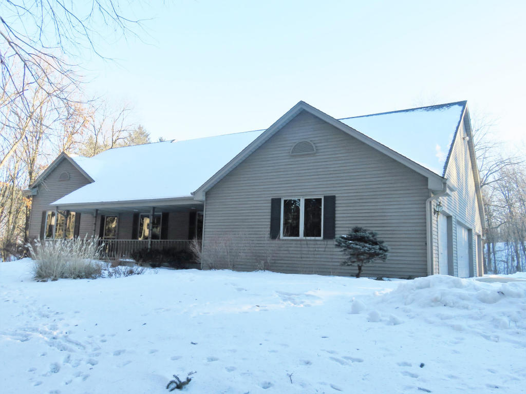 34821 Valley Rd