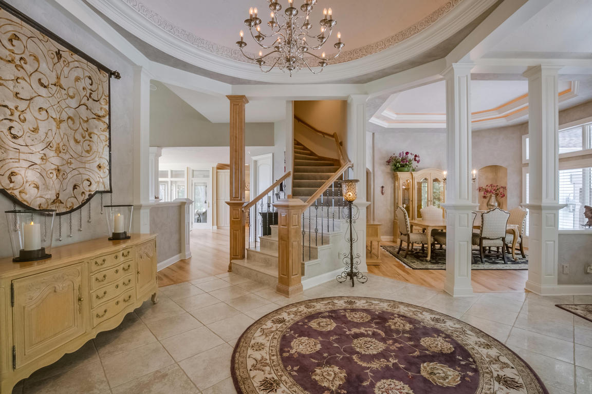 W283N3811 Yorkshire Trace, Delafield, WI 53072