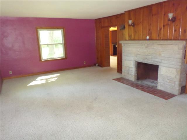 W276n1573 Spring Creek DrPewaukee, WI, 53072Waukesha County