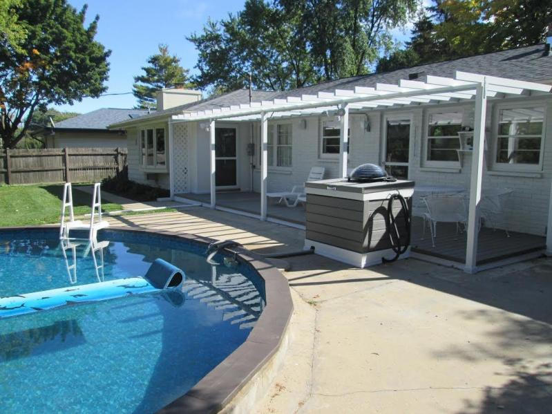 4620 Lakeview Cir