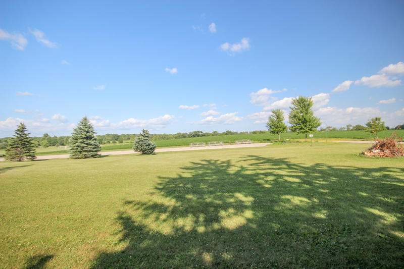W258n6847 Victoria Cir