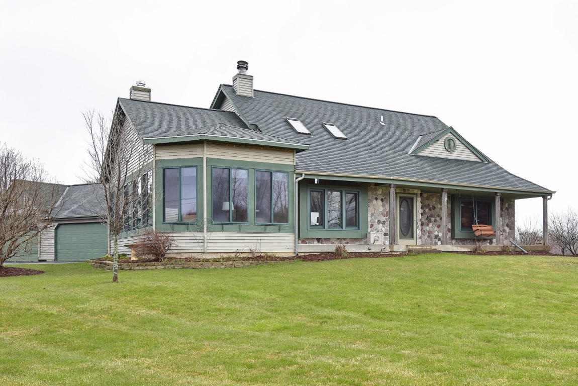 N75w24333 Overland Rd