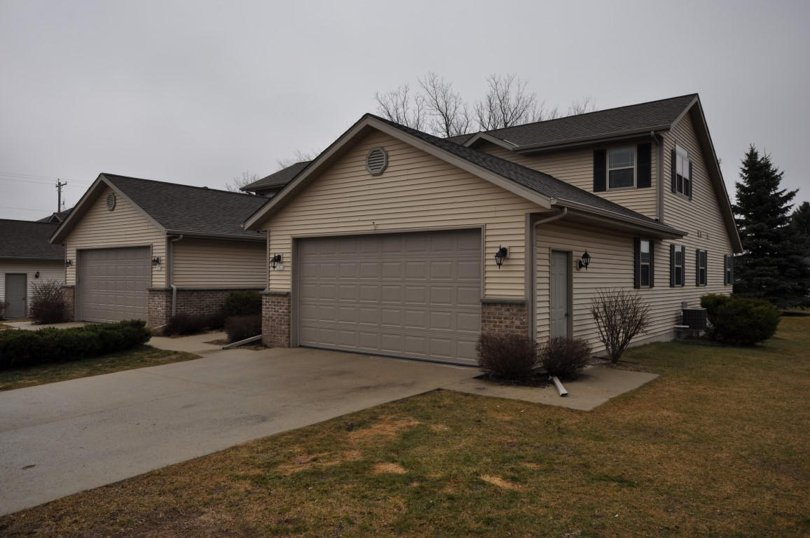 1210 Daisy Dr