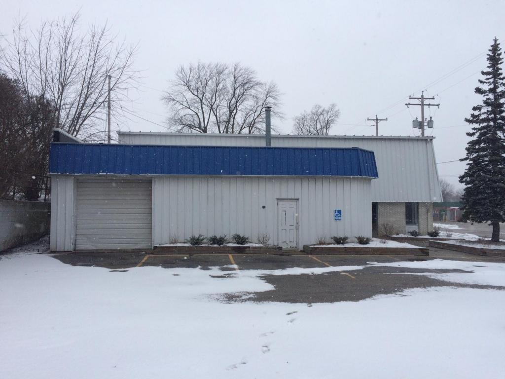 4501 W Hiawatha Dr