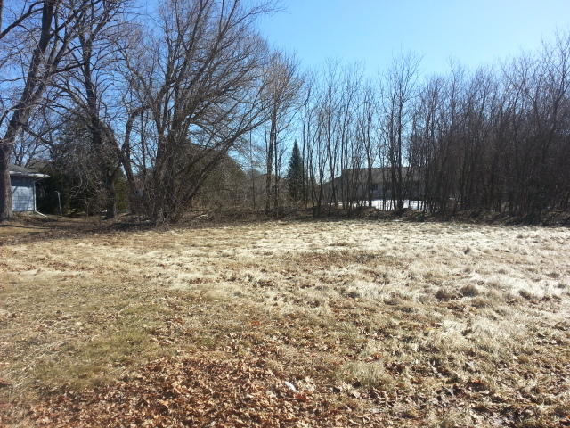 1404 River Drive