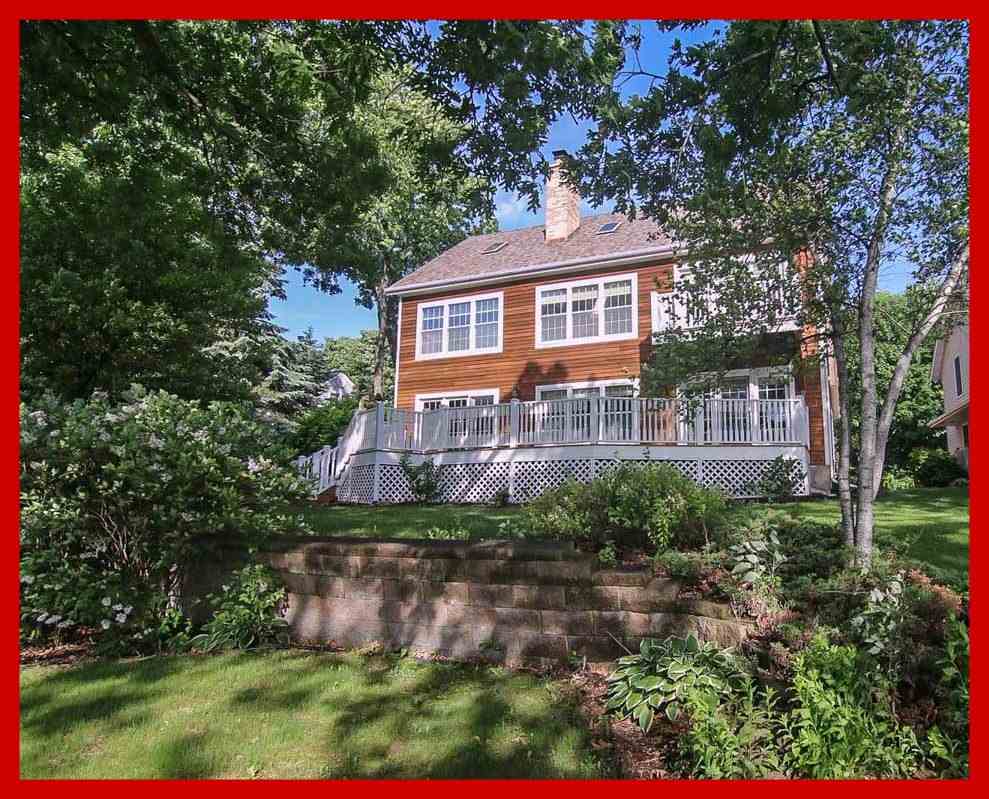 400 Prairie Ct