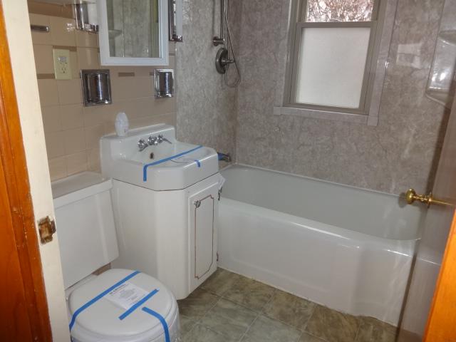 316 S 11th AveWest Bend, WI, 53095Washington County