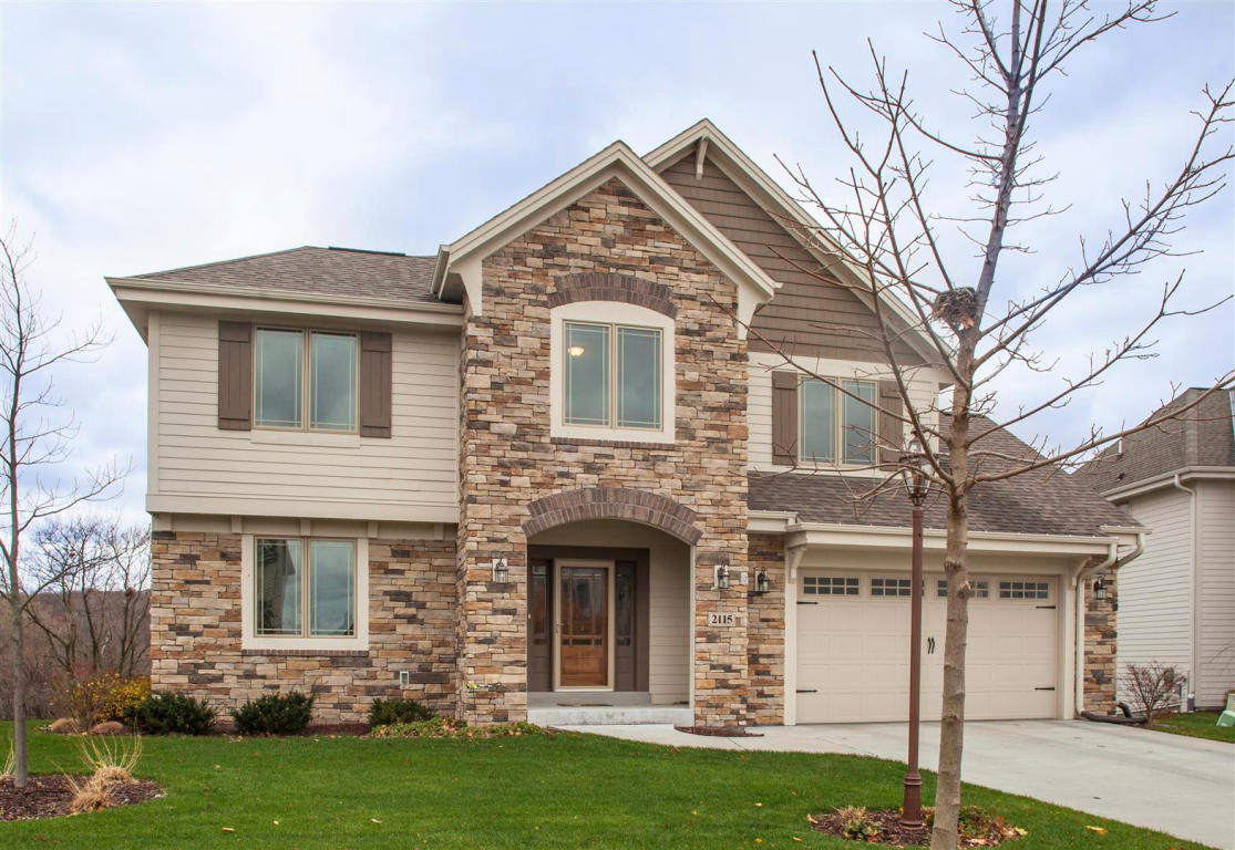1608 Highland View Dr