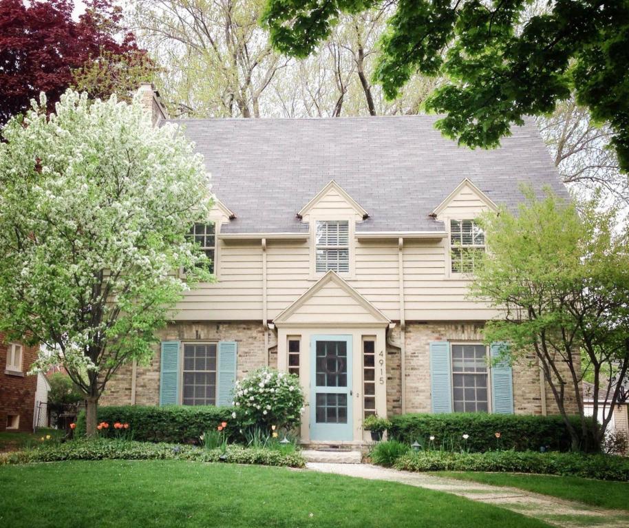 7848 Rolling Field Dr