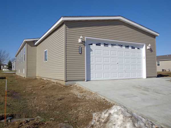 Rainbow Lake Manor19900 128th St. Lot #292Bristol, WI 53104