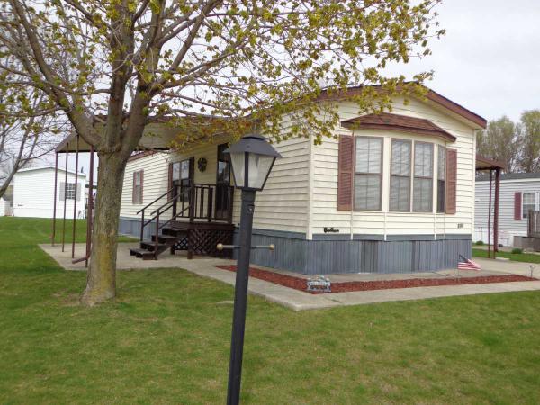 Rainbow Lake Manor19900 128th Street Lot 232Bristol, WI 53104