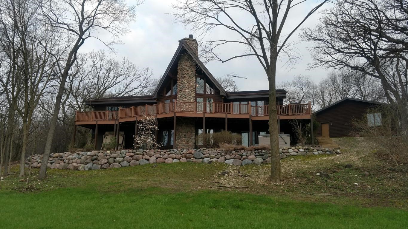 2248 Walburg Rd, Burlington, WI 53105