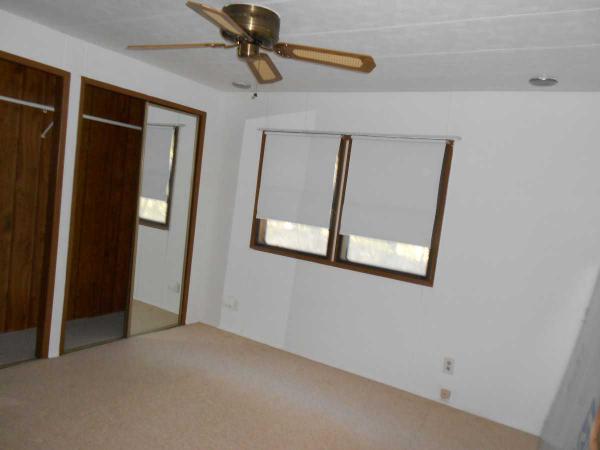 Browns Lake Mobile Home Park 192 Waters Edge CircleBurlington, WI 53105