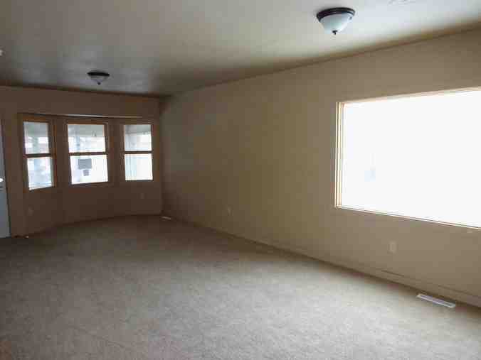 3637 E EdgertonCudahy, WI, 53110Milwaukee County