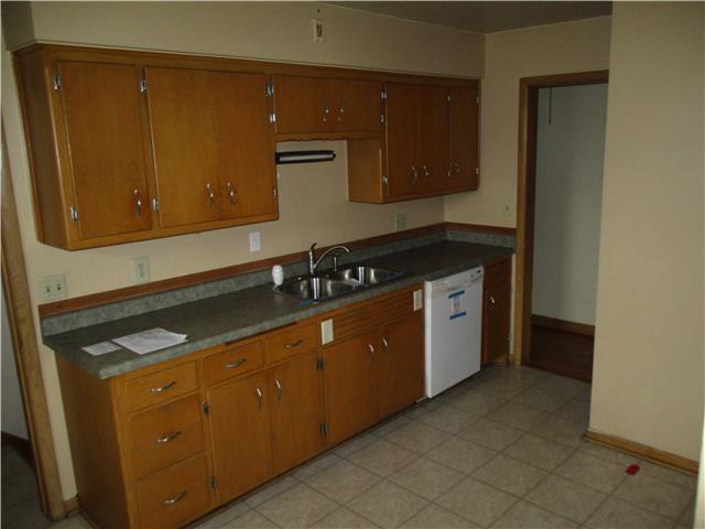 3675 E Wanda AveCudahy, WI, 53110Milwaukee County