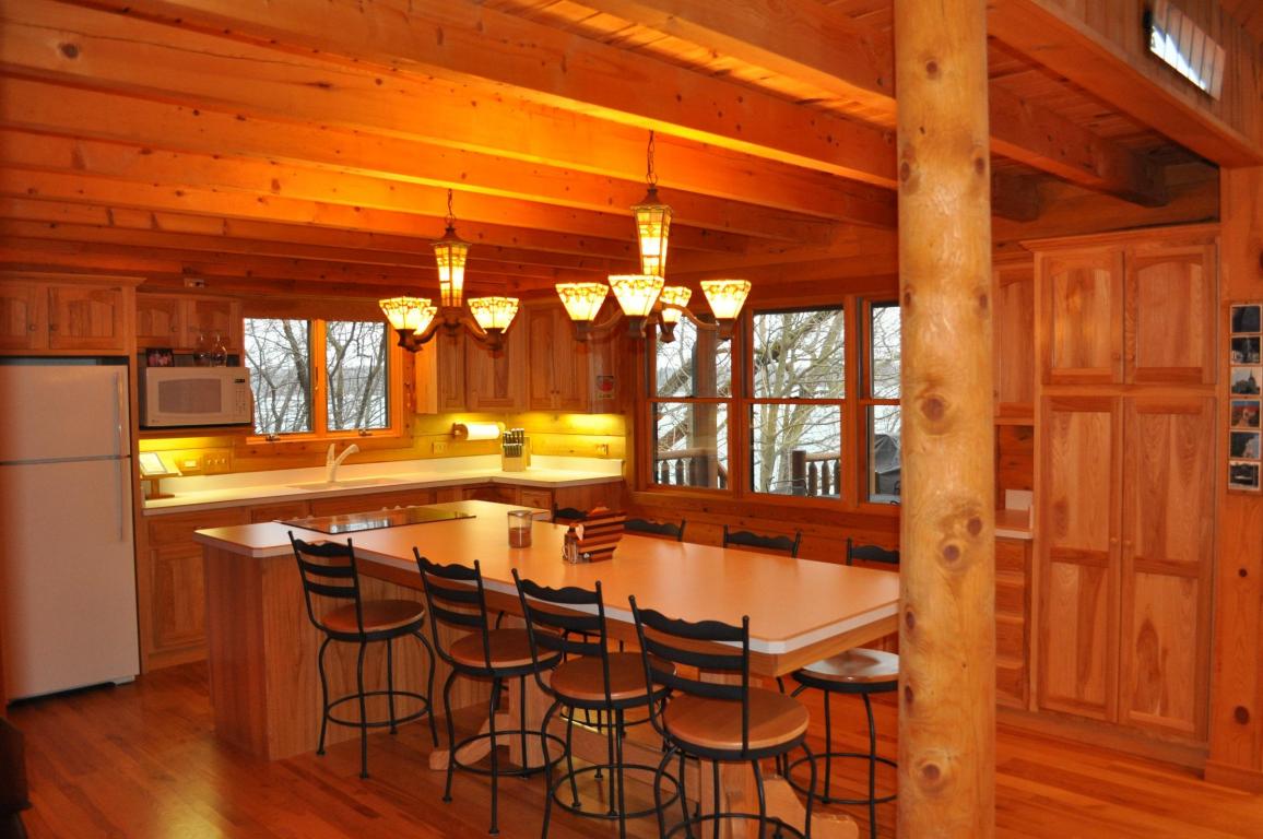 W5573 Oriole Dr, Elkhorn, WI 53121