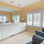 563 N Lake Shore Dr, Fontana, WI 53125
