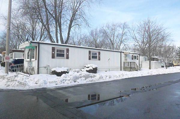 Oakwood MHC 9002 Sheridan Rd Lot 28Kenosha, WI 53143