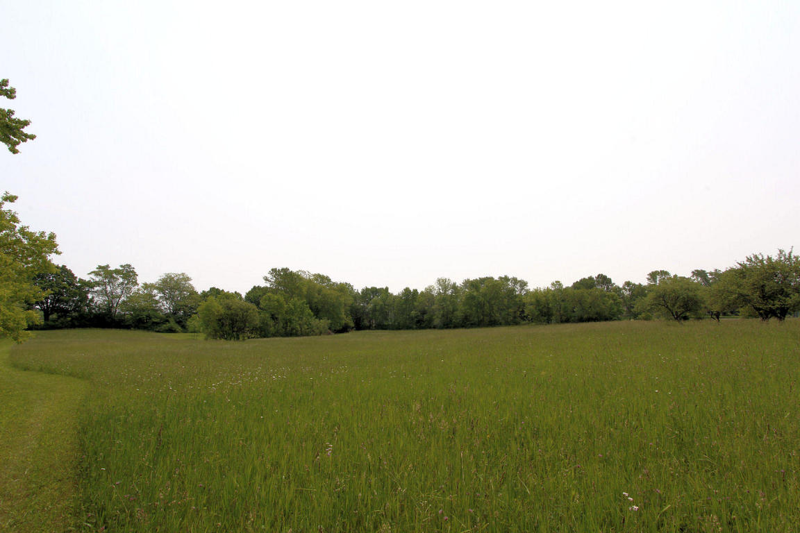 W1819 Lake Rd
