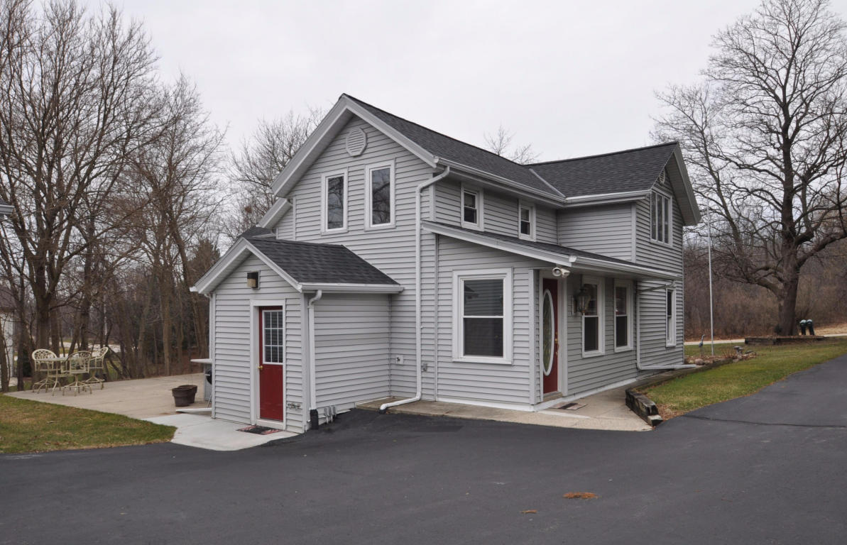 W207s8032 Hillendale Dr