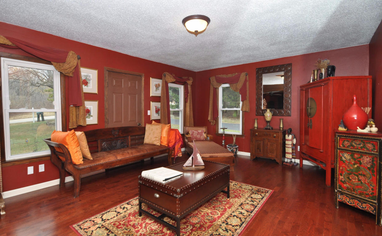 W207s8032 Hillendale Dr