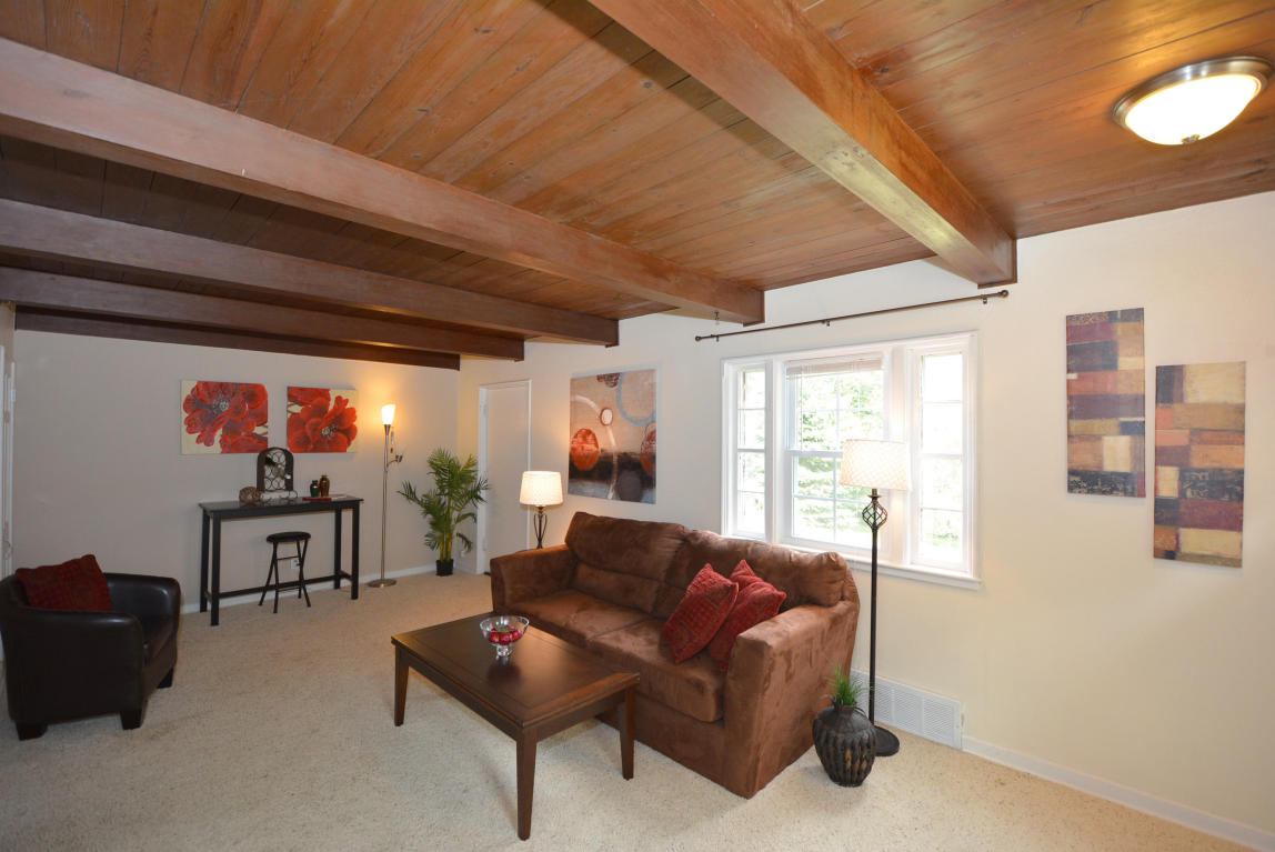 12545 W Verona Dr