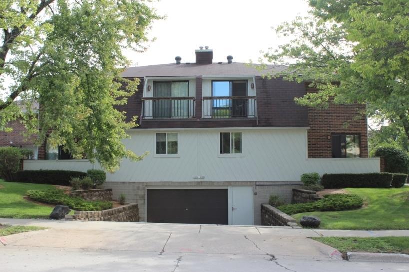 16905 Roosevelt Ave