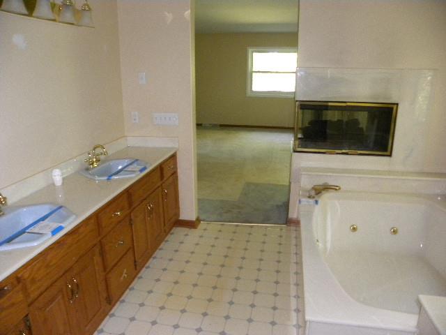 412 Prairie View DrNorth Prairie, WI, 53153Waukesha County